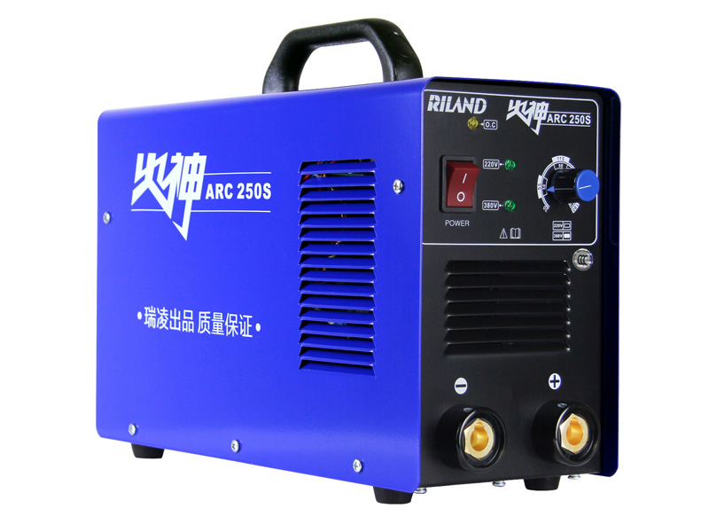 瑞凌火神ARC-250S自動轉(zhuǎn)換雙電壓220V380V兩用電焊機