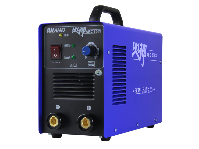 瑞凌火神ARC-250S自動轉(zhuǎn)換雙電壓220V380V兩用電焊機